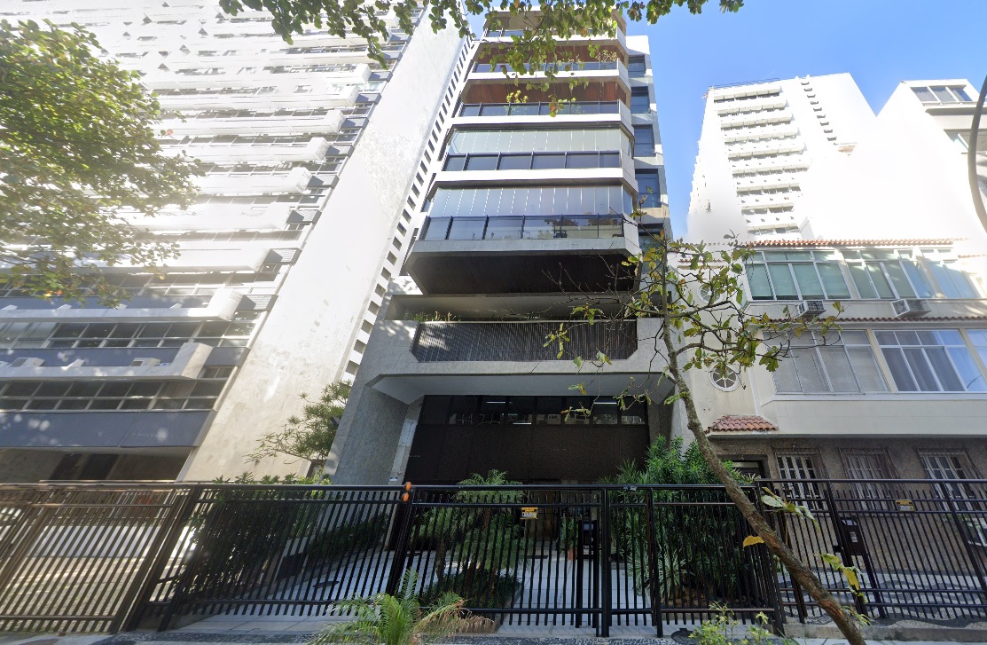 Luxo! Cobertura Duplex com 442m² e 4 vagas, Quadra da praia, Gal. Urquiza