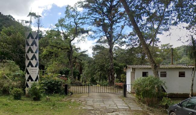 Imóvel com 703,89m² de área construída e 43.700m² de área de terreno em Debossan, Nova Friburgo