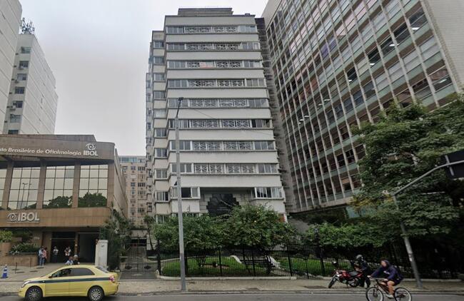 Cobertura Vazia com 822m² e vaga no Ed. Corcovado, Botafogo