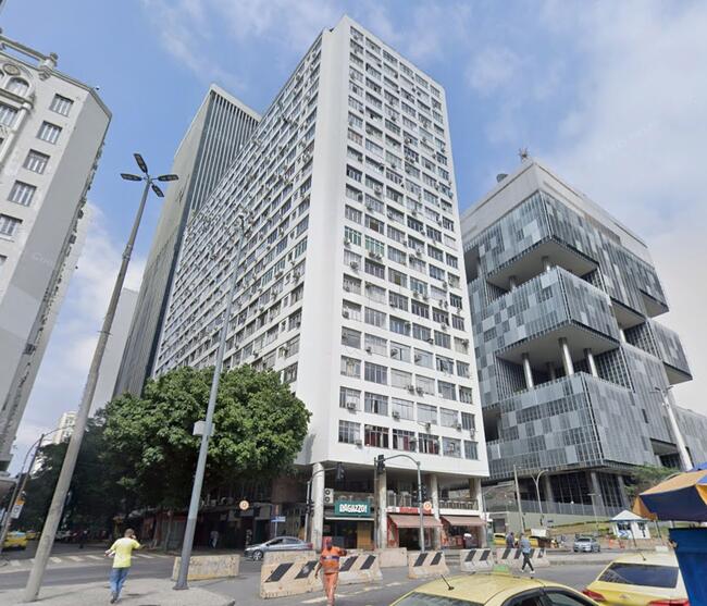 Sobreloja com 50m² no Ed. Santos Vahlis, Centro (Uso Misto)