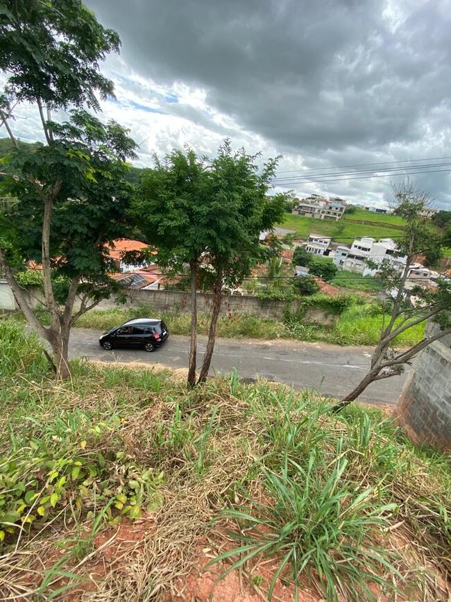 LOTE NO BAIRRO CENTENARIO EM VISCONDE DO RIO BRANCO - MG(VENDA DIRETA)