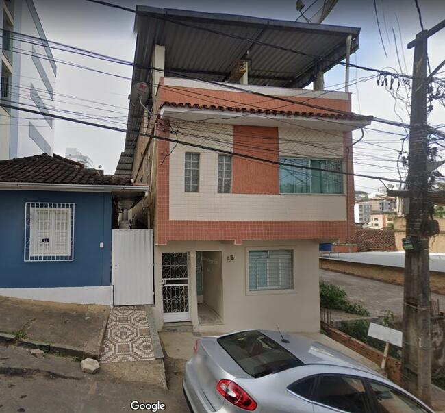 Casa c/ 03 quartos | Petrina, Manhuaçu - MG<