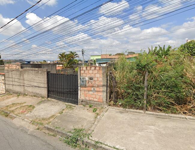 02 barracoes em betim/mg| b. sta cruz i aprox. 84m2 e 16 m2 i amianto e laje i fundos