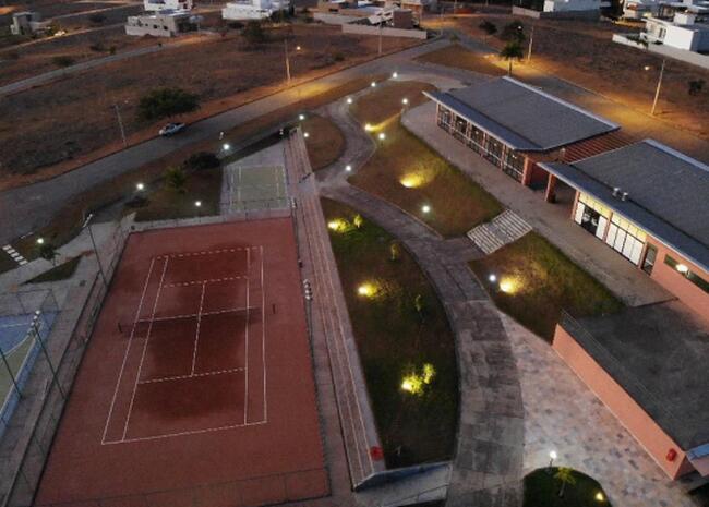 Lote Vago | Área 450 M² | Lagoa Silvana | Caratinga , localizado em Caratinga - MG