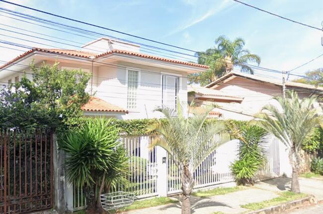 Direitos Aquisitivos De Uma Casa | Belvedere | Bh, localizado em Belo Horizonte - MG