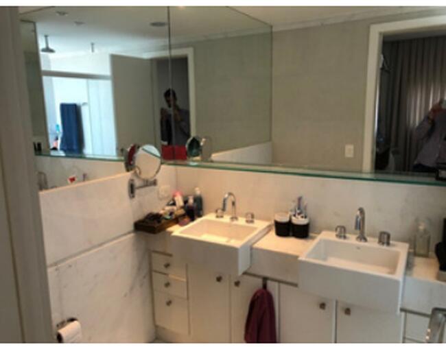Apto De Alto Padrão | Área Privativa 198,96 M² | 04 Qts (01 Deles C/ Closet E Banheira De Hidromassagem) | Direito 04 Vagas De Garagem | Belvedere | Bh, localizado em Belo Horizonte - MG