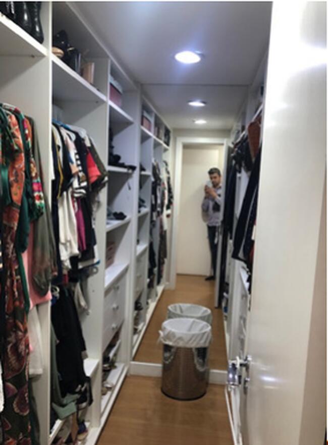Apto De Alto Padrão | Área Privativa 198,96 M² | 04 Qts (01 Deles C/ Closet E Banheira De Hidromassagem) | Direito 04 Vagas De Garagem | Belvedere | Bh, localizado em Belo Horizonte - MG