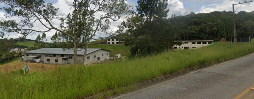 Imóvel industrial c/ área construída de aprox. 1.421m² | barbacena/mg