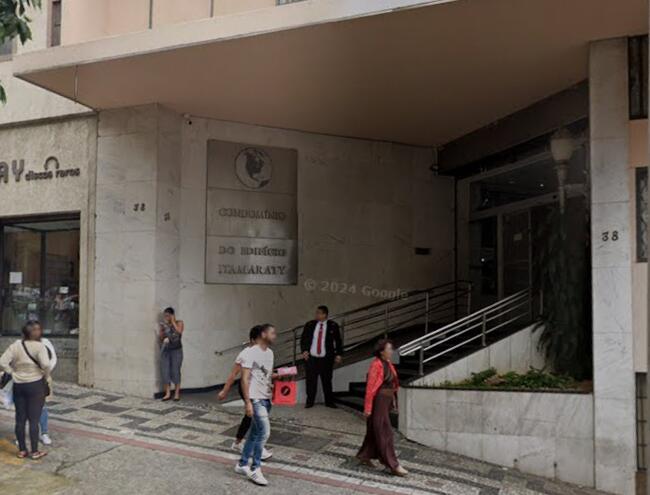 Fração Ideal De 50% Da Nua Propriedade Da Sala | C/ Aprox. 34 M² | Lavabo | Centro | Bh , localizado em Belo Horizonte - MG