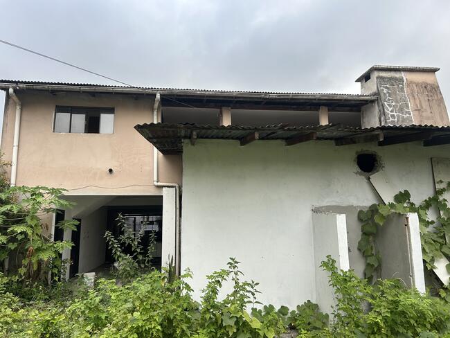 Imóvel Piso Térreo Sala Comercial E Piso Superior Residencial, Joinville/sc., localizado em Joinville - SC