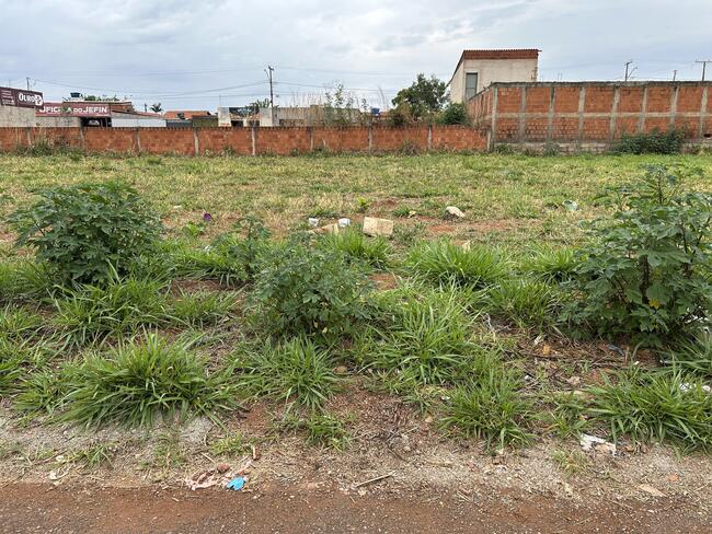 Lote N°. 04, Da Quadra 53, Ouro Verde, Área 240,00 M², Padre Bernardo - Goiás., localizado em Padre Bernardo - GO