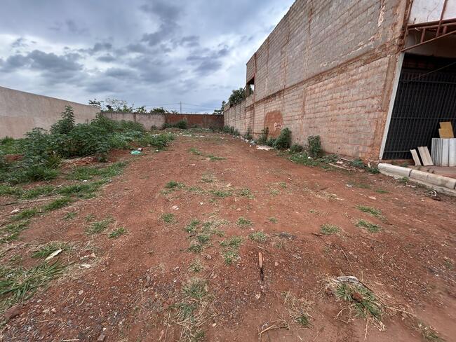 Lote N° 10, Da Quadra 49, Ouro Verde, Área 295,65 M², Padre Bernardo - Goiás., localizado em Padre Bernardo - GO