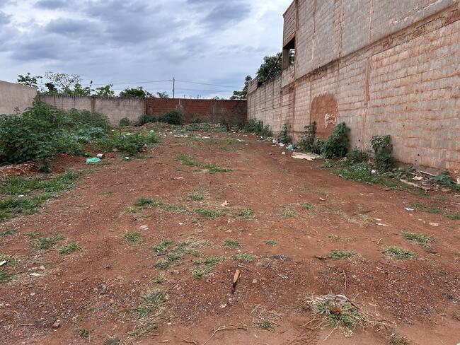 Lote N° 10, Da Quadra 49, Ouro Verde, Área 295,65 M², Padre Bernardo - Goiás., localizado em Padre Bernardo - GO