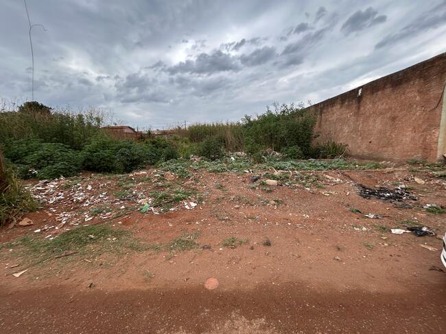 Lote N°. 08, Da Quadra 76, Ouro Verde, Área 299,40 M², Padre Bernardo - Goiás., localizado em Padre Bernardo - GO