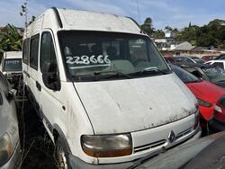 Foto de Marca: RENAULT / Modelo: MASTER BUS16 DCI / Placa: AOF4743 / Ano Fabricação: 2006 / Ano modelo: 2006 / Cor: BRANCA / Combustível: DIESEL