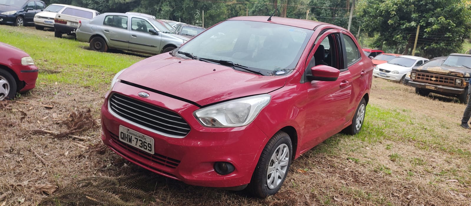 Foto de Marca: FORD / Modelo: KA SE 1.5 SD B / Placa: QHW7369 / Ano Fabricação: 2016 / Ano modelo: 2017 / Cor: VERMELHA / Combustível: ALCOOL/GASOLINA