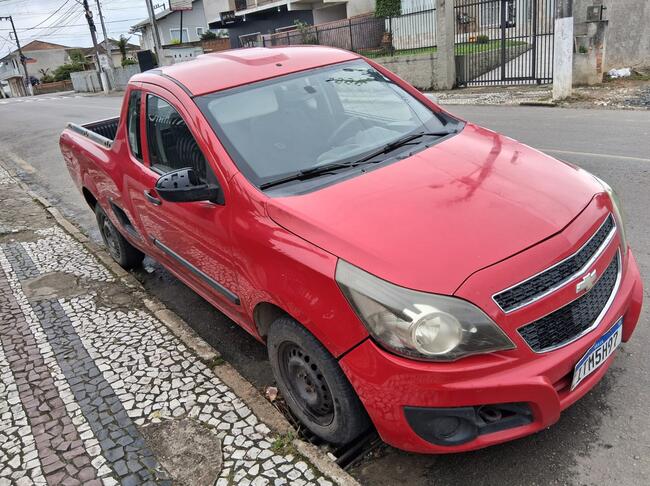 VEÍCULO CHEVROLET/MONTANA LS, 2012/2013, COR VERMELHA
