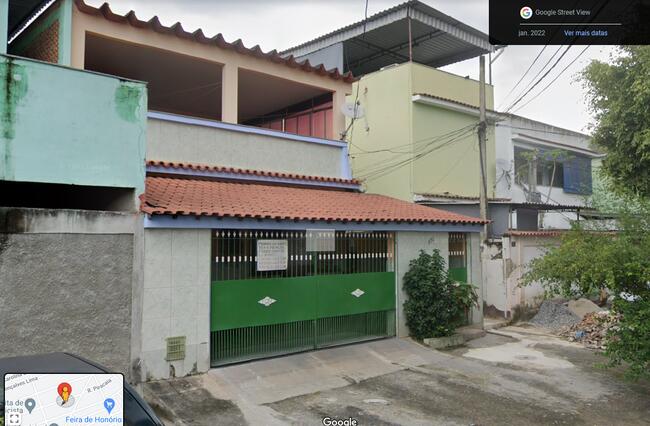 Apartamento / Casa em Marechal Hermes/RJ.