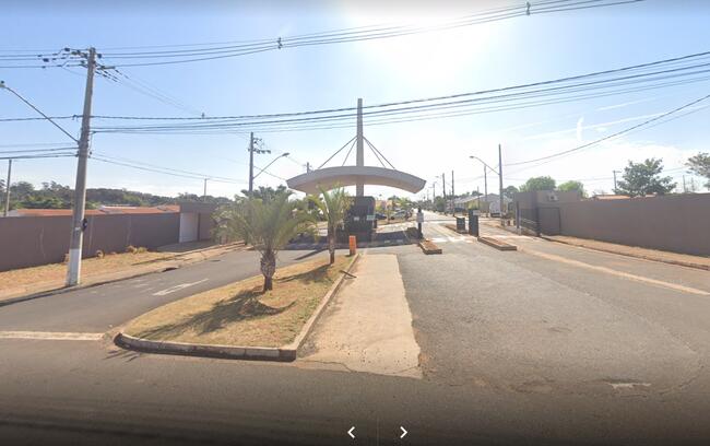 Uberaba - Mg - Direitos Aquisitivos Do Imóvel Res. Localizado Na Av. Geraldo Formiga Nascieirantes, 841, Cond. Moradas Uberaba L, Casa 191, Bairro Recreio Dos Bandeirantes, - Matrícula - 79.773 1º Ofício., localizado em Uberaba - MG