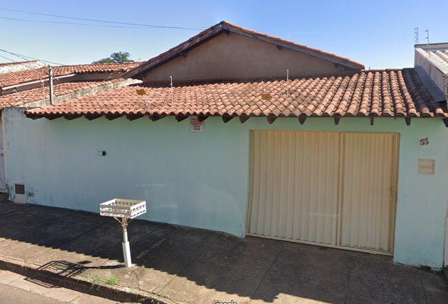 Uberaba - Mg - Casa - Bairro Deolinda Freire, localizado em Uberaba - MG