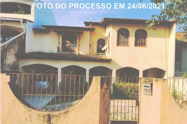 Casa com 2 pavimentos e edícula na praia do morro - guarapari/es