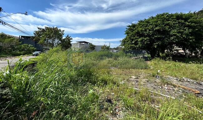 Área De Terreno Com 12.700m² Em Carapina Grande Na Serra/es, localizado em Serra - ES
