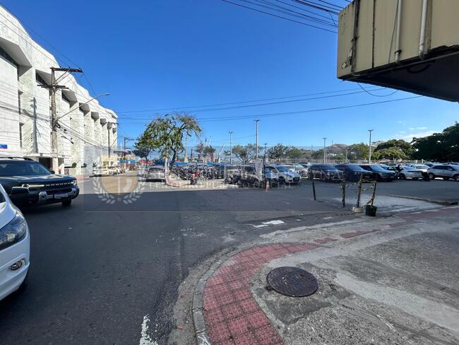 Terreno Com De 973,25m² No Centro De Vitória/es, localizado em Vitória - ES
