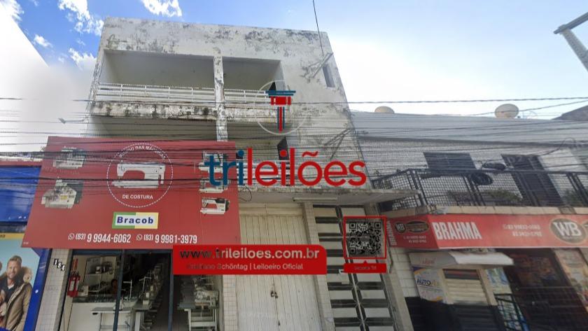 Prédio Comercial com 346,50 m² em Venda Pública