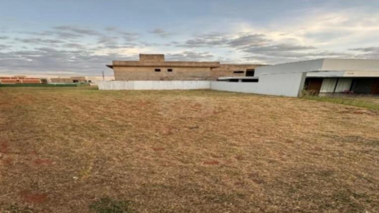 Terreno de 900m² em Salgueiro/PE - Oportunidade de Investimento