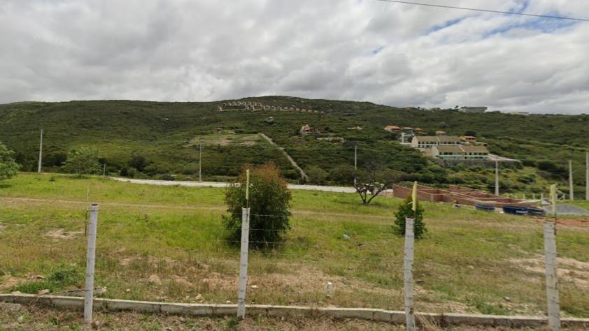 Terreno de 250 m² com lote e quadra definidos