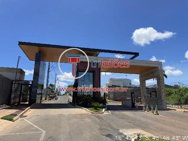 Montes Claros (Mg): Terreno, 200M2