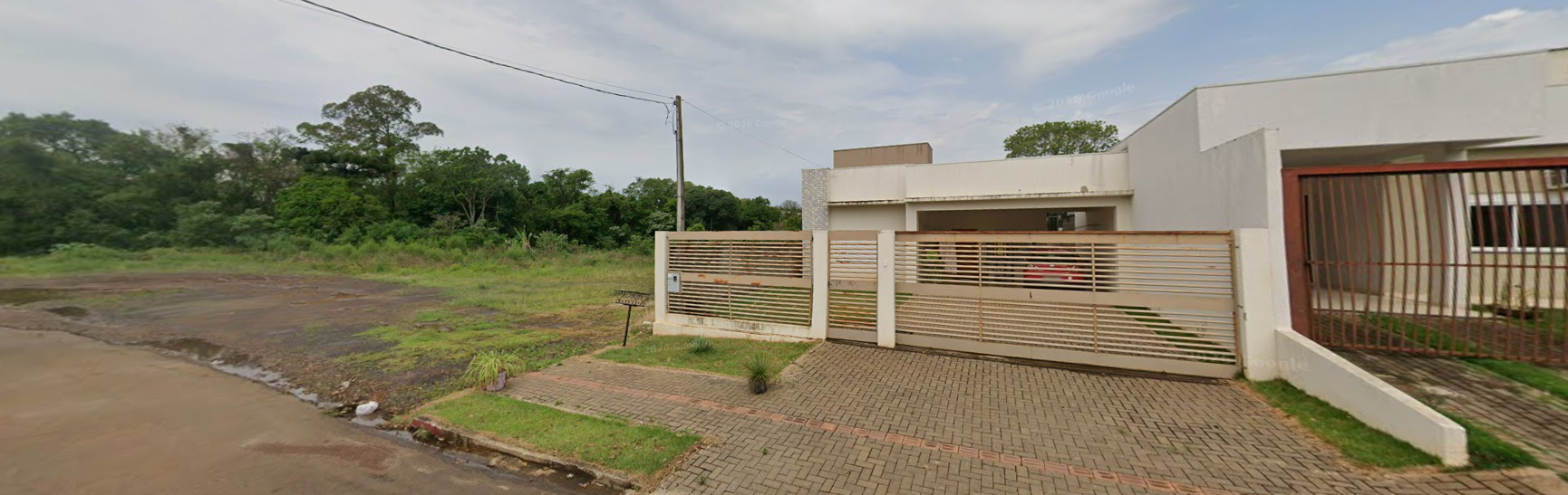 Leilão Casa Ampére/PR 1ª praça 15/10/2026 R$ 500.562 avaliado em R$ 780.000 − 36 % da avaliação Cris