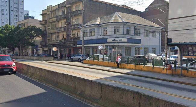 AGÊNCIA CAMINHO DO MEIO, Av. Protásio Alves, nºs 844, 848 e 848 interior 1, Porto Alegre/RS