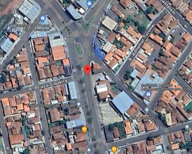 Terreno com 4.086,20m² de área total, e 1.600m² de área construída