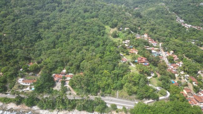 Direitos Possessórios Sobre Terreno De 18.048,46 M² Em Praia Brava - Ilhabela/sp - Vista Total Para O Mar, localizado em Ilhabela - SP