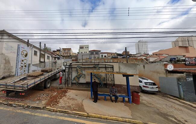 Prédio comercial de 75 m² em terreno de 138 m² a.t. bragança paulista/sp