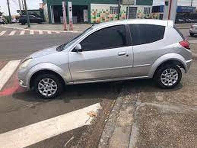 VEÍCULO FORD KA FLEX 2009/2010 - TAUBATÉ/SP