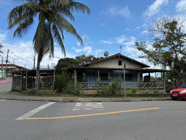 TERRENO 588 M²  A. T  E 386 M² A. C.  LOTEAMENTO BARRA VELHA  - ILHABELA/SP