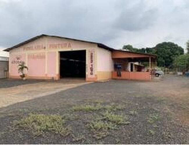 IMÓVEL COMERCIAL/INDUSTRIAL ÁREA 3.600 M² COMPLETO + BARRACÃO AOS FUNDOS - SALES OLIVEIRA/SP