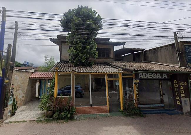CASA E PONTO COMERCIAL – CAMBURI – SÃO SEBASTIÃO/SP