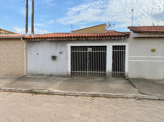 DIREITOS SOBRE CASA RESIDENCIAL – 175,00m² – RUA ITÁLIA, Nº 115 – RESIDENCIAL VILA RICA – LORENA/SP