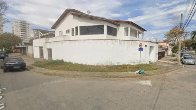 Casa 335 m² a.t em São José dos Campos/SP