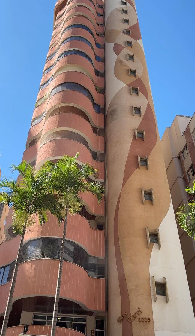 Goiânia-go --- apartamento n° 300 no condomínio do edifício residencial carol.