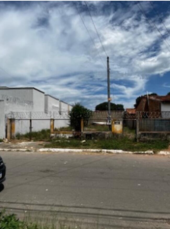 GOIÂNIA-GO --- UM LOTE NO RESIDENCIAL ITAIPU