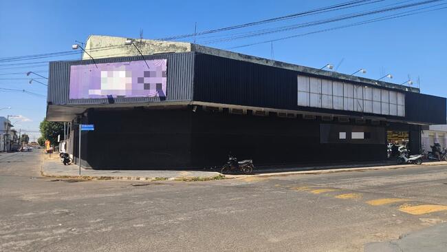 CALDAS NOVAS-GO --- IMÓVEL COMERCIAL COM ÁREA TÉRREA DE 527,50M²