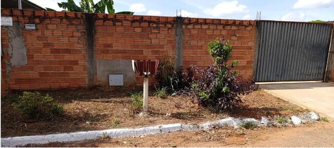 JARAGUÁ-GO -- UMA CASA RESIDENCIAL COM A ÁREA DE 420,00M².