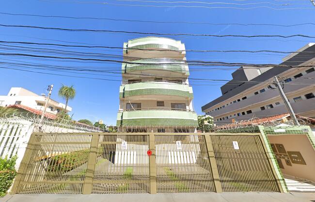 GOIÂNIA/GO - UM APARTAMENTO NO EDIFÍCIO MARIANA III