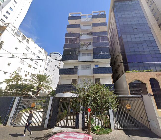 GOIÂNIA/GO - UM APARTAMENTO NO ED. SAMIRA.