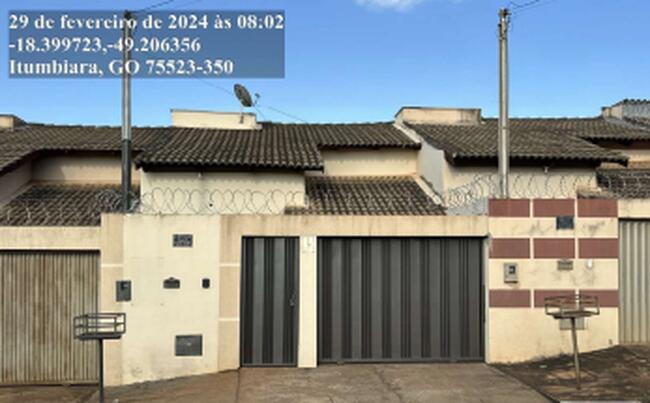 ITUMBIARA/GO - UMA CASA COM ÁREA TOTAL PRIVATIVA DE  83,70M²