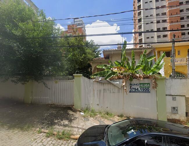 Casa a venda em no Centro de Campinas/SP